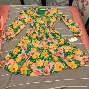 NWT Taylor Floral Pattern Dress Size 2